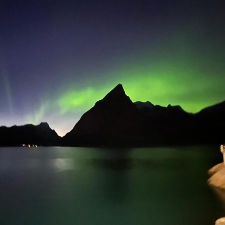 Lofoten Suite Apartments - Rostad Retro Rorbuer Reine Eksteriør billede