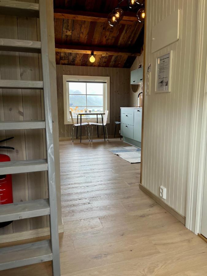 Lofoten Suite Apartments - Rostad Retro Rorbuer Reine Eksteriør billede