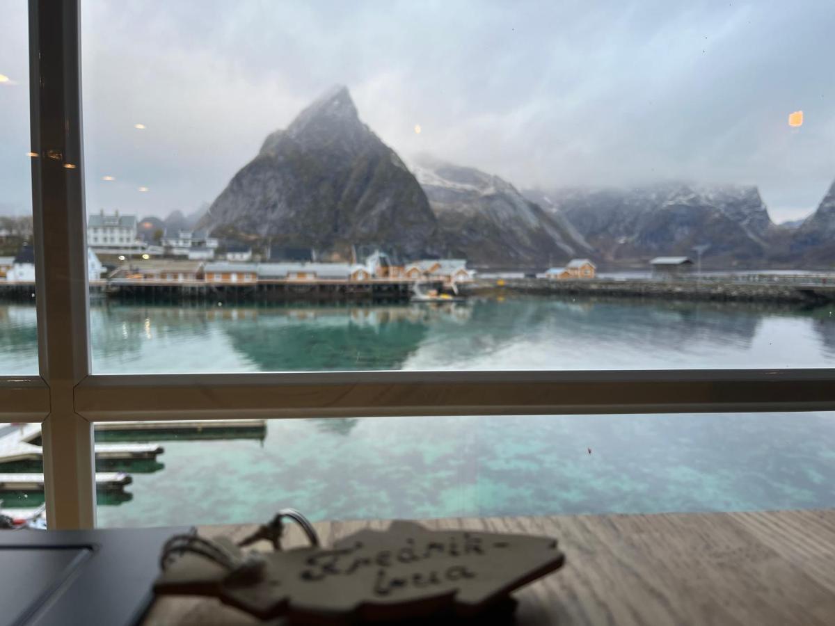 Lofoten Suite Apartments - Rostad Retro Rorbuer Reine Eksteriør billede