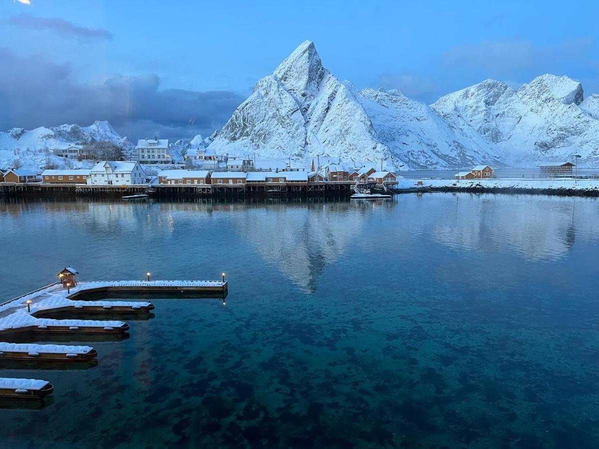 Lofoten Suite Apartments - Rostad Retro Rorbuer Reine Eksteriør billede