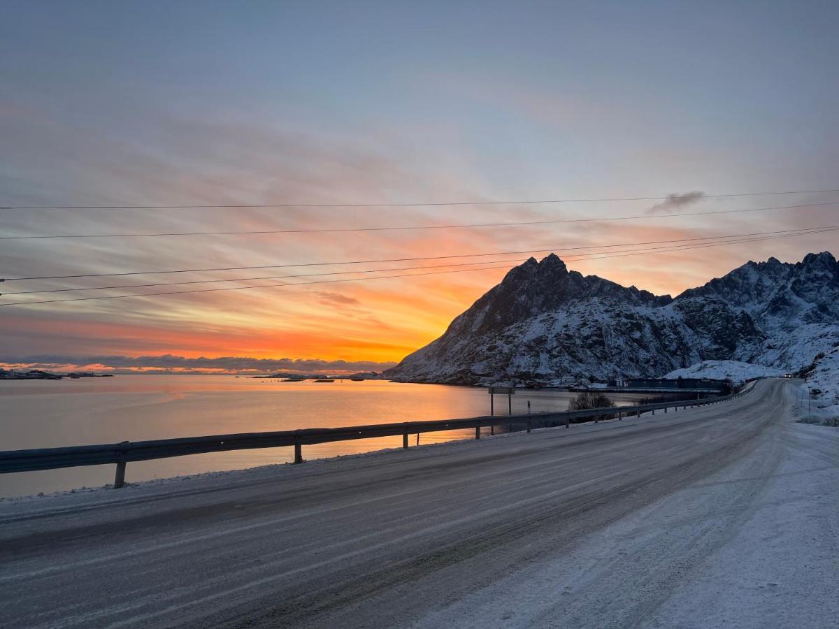 Lofoten Suite Apartments - Rostad Retro Rorbuer Reine Eksteriør billede