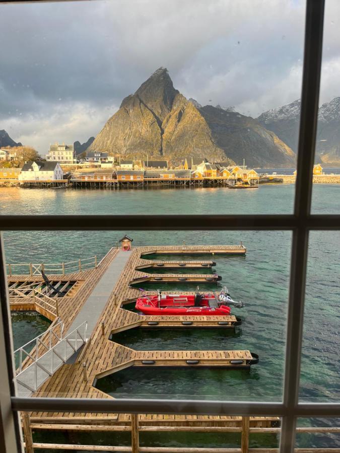 Lofoten Suite Apartments - Rostad Retro Rorbuer Reine Eksteriør billede
