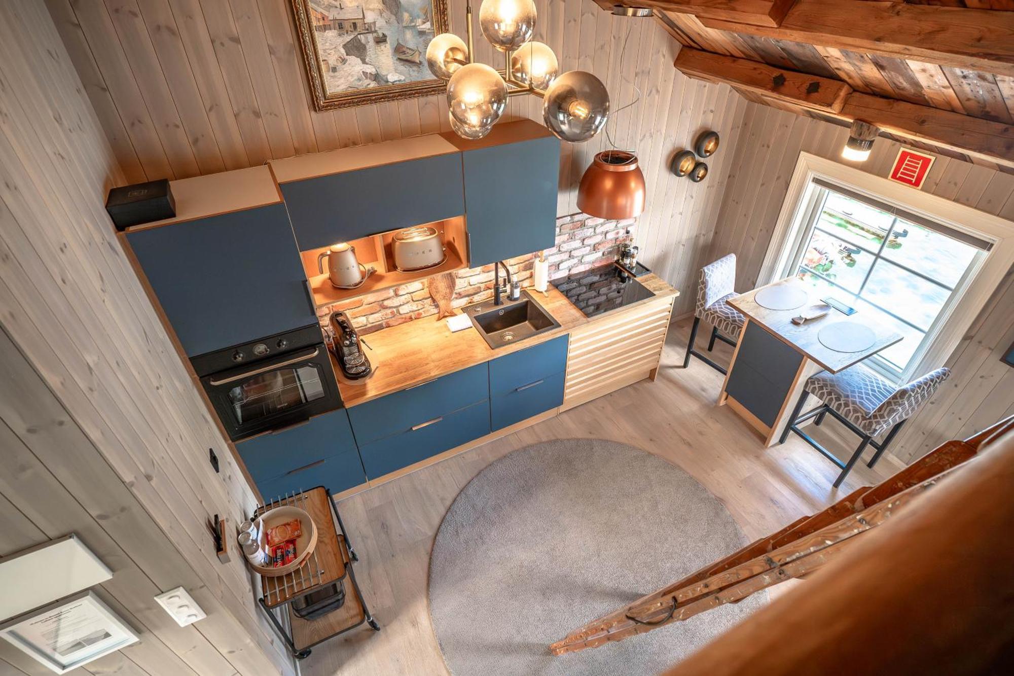 Lofoten Suite Apartments - Rostad Retro Rorbuer Reine Eksteriør billede